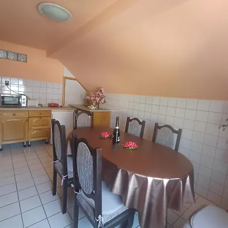 Apartamento 6rooms Heviz-balaton *