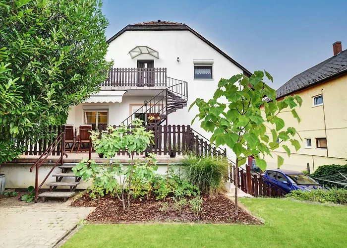 6rooms Heviz-balaton شقة *