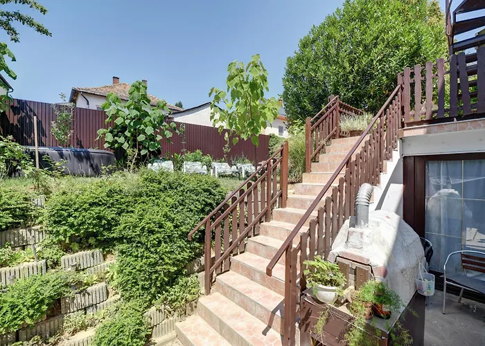 6rooms Heviz-balaton شقة *
